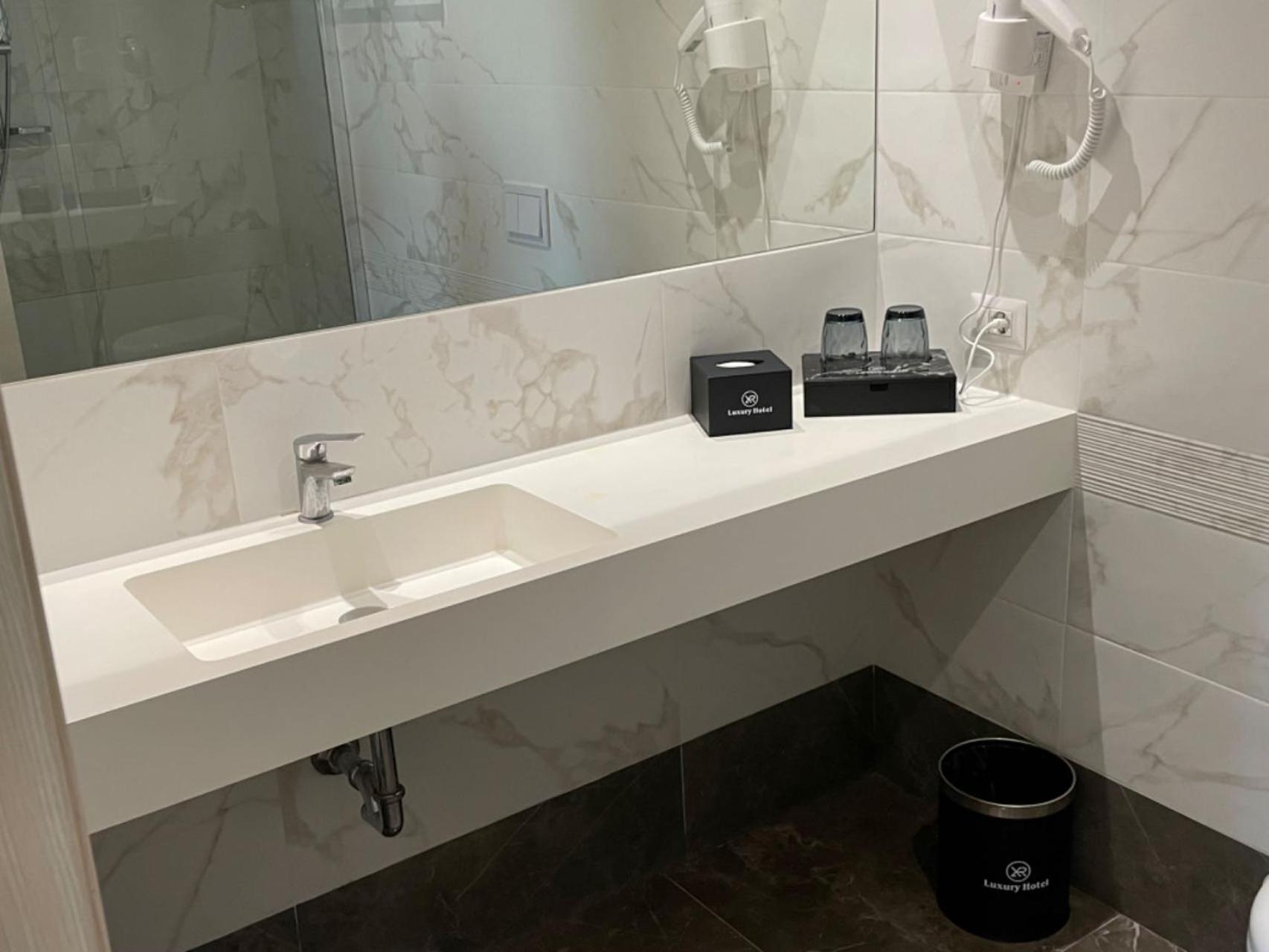 Hotelluxuryprato エクステリア 写真